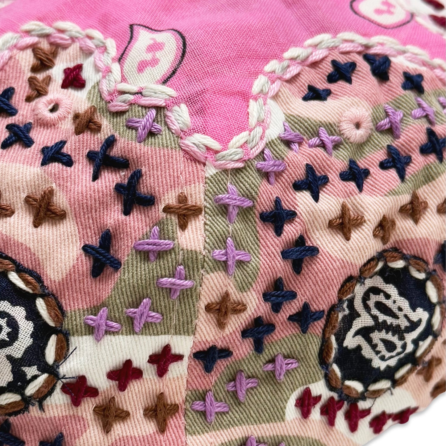 Suture Hand Embroidered Jujizashi Sashiko 6-Panel Paisley Camouflage Hat Pink